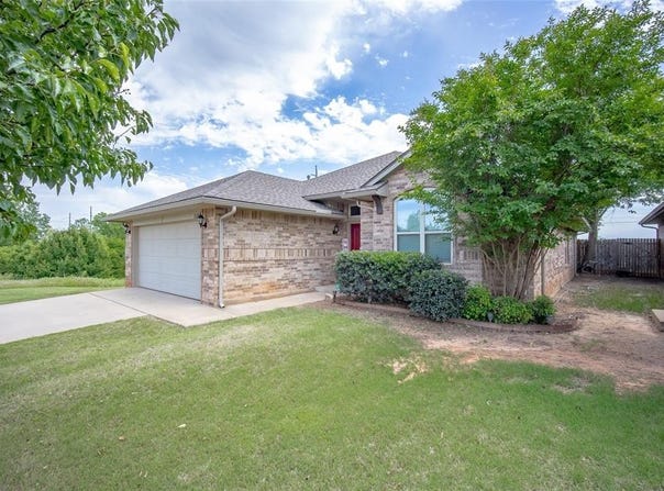 1528 Fawn Run Crossing, Norman, OK 73071