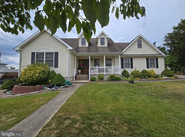 135 TRENTON ROAD, BROWNS MILLS, NJ 08015