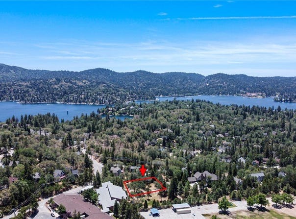 1229 Halifax Drive, Lake Arrowhead, CA 92352
