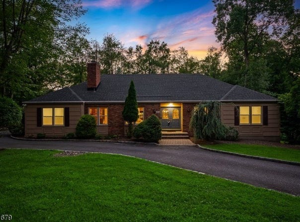 68 Shrewsbury Dr, Livingston Twp., NJ 07039-3402