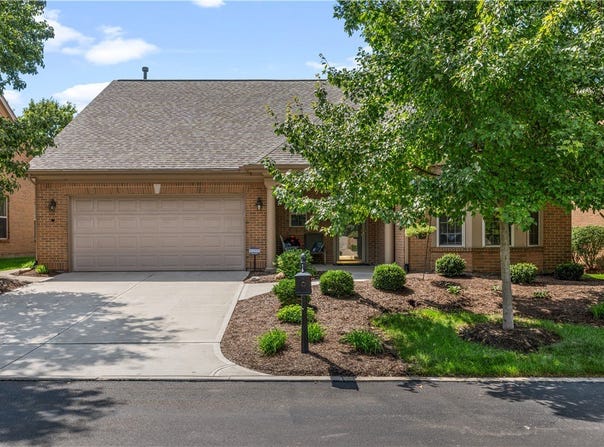 1350 Little Yankee Run, Centerville, OH 45458
