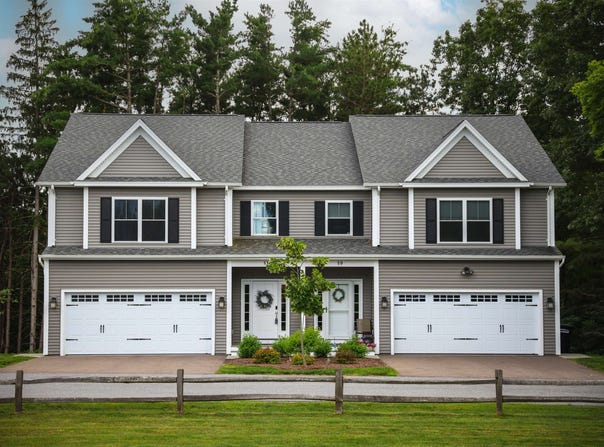 51 Blacksmith Drive, Colchester, VT 05446