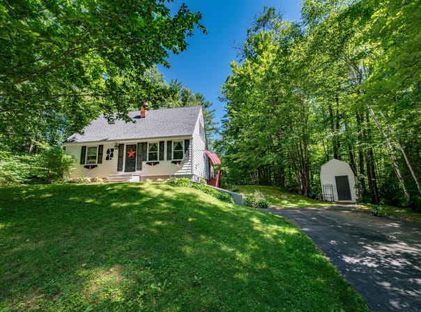 12 Beliveau Road, Rumford, ME 04276