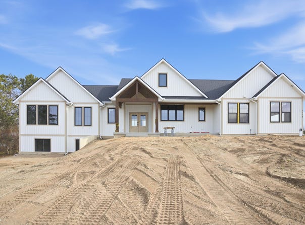 14076 Sheffield'S Way, Marne, MI 49435