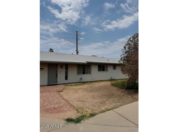 3944 W NORTHERN Avenue W, Phoenix, AZ 85051