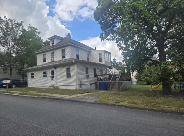 32 Mitchell Street, Manchester, NH 03103