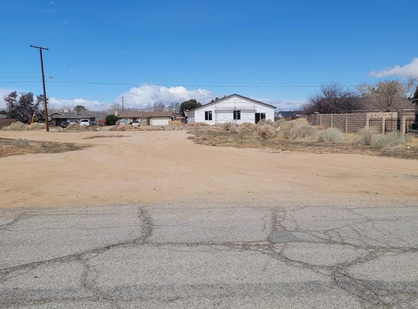 Jacaranda Avenue, California City, CA 93505