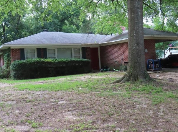 701 10th Street NW, Springhill, LA 71075