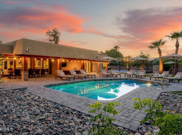6230 E CLINTON Street, Scottsdale, AZ 85254