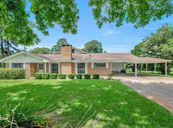 1033 Hwy 94, Groveton, TX 75845