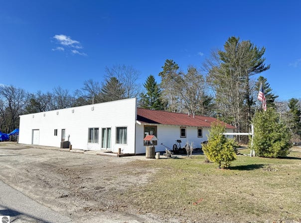 1905 Saginaw, National City, MI 48748
