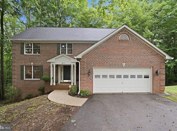 616 HICKORY Circle, LA PLATA, MD 20646