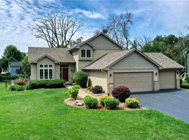 20730 Glenbrook Avenue N, Forest Lake, MN 55025