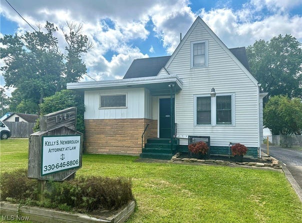 1542 Woodland Street NE, Warren, OH 44483