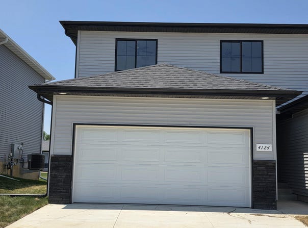4118 Omaha Avenue, Waterloo, IA 50702