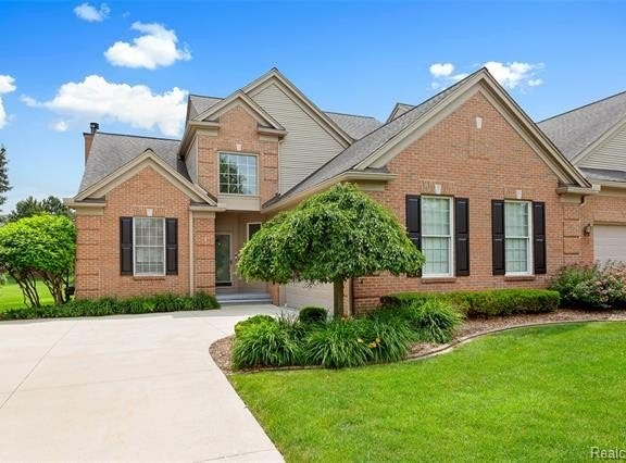 542 Wyngate Drive, Rochester Hills, MI 48307