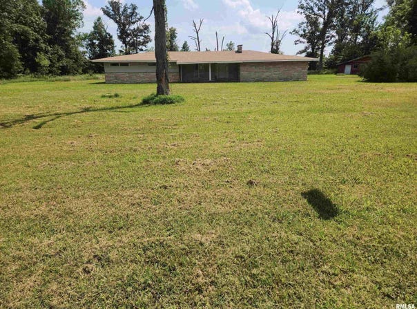 4516 W MARKET Street, Mulkeytown, IL 62865