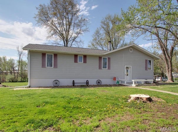 322 Westbrook Drive, Kahoka, MO 63445