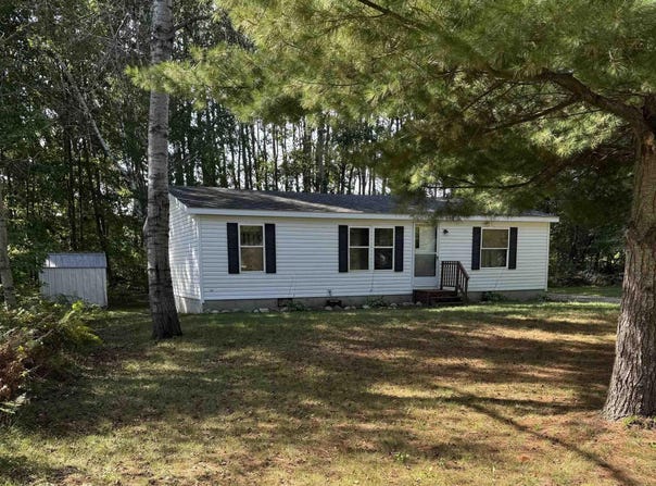 6175 W James Drive, Lake City, MI 49651