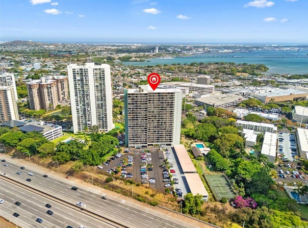 98-402 Koauka Loop 216, Aiea, HI 96701