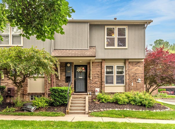 386 Hartman Lane, Saline, MI 48176