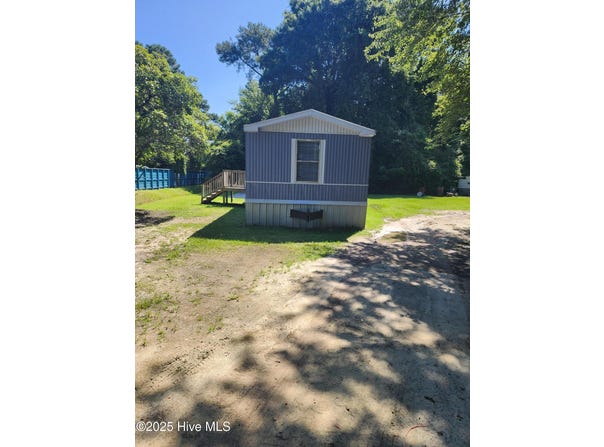 410 S Vann Street, Burgaw, NC 28425