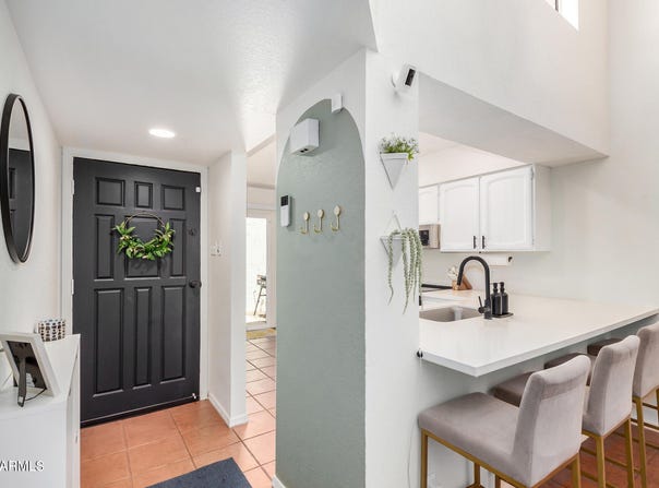 5119 E WINDSOR Avenue, Phoenix, AZ 85008