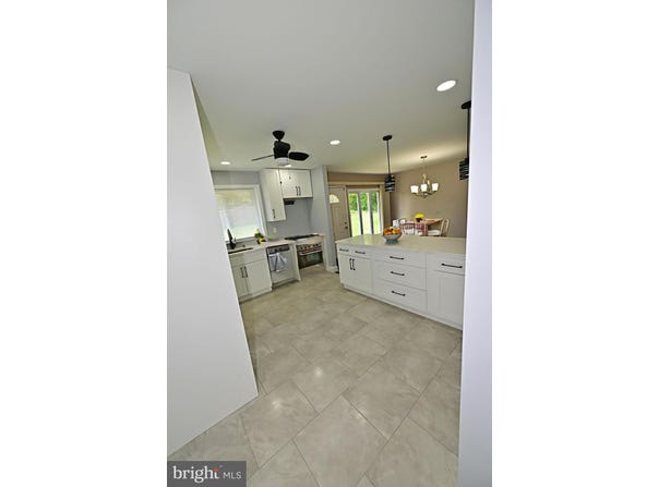 446 TWICKENHAM ROAD, GLENSIDE, PA 19038