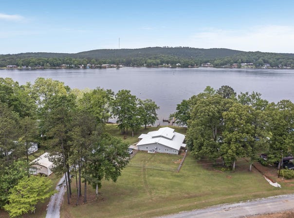 1035 LAKE DRIVE, SYLACAUGA, AL 35151