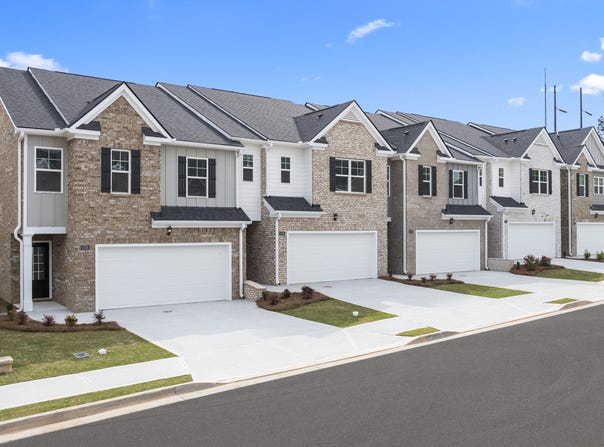 430 Silver Moon Drive, Loganville, GA 30052