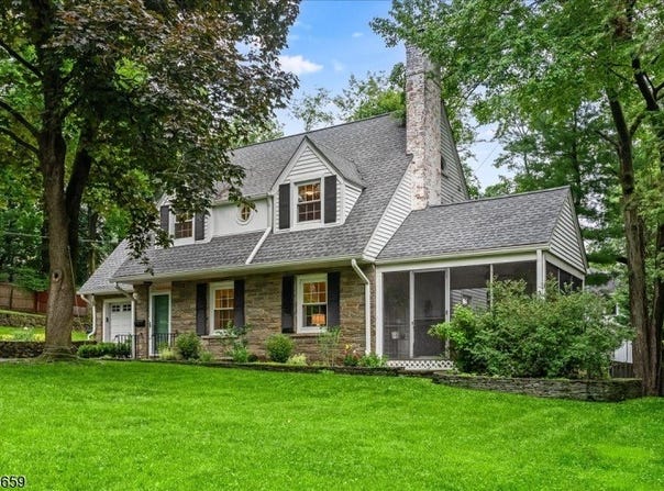 59 Winding Way, West Orange Twp., NJ 07052-3821