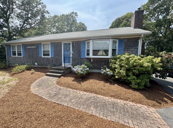 39 Pine Grove Road, South Yarmouth, MA 02664