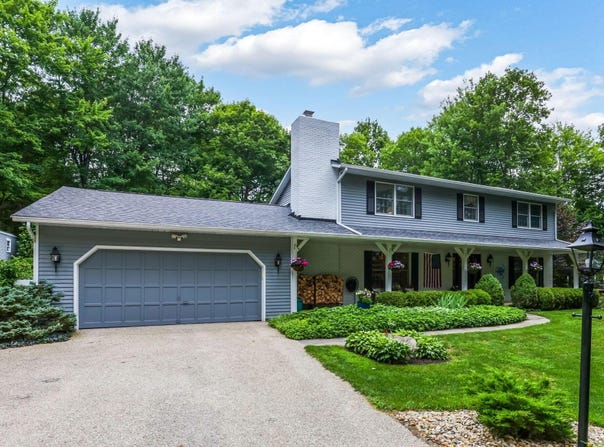 2211 Welsh Hills Road NE, Granville, OH 43023
