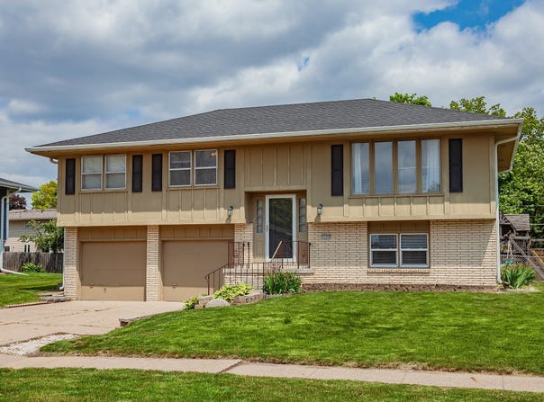 1205 SE Bel Aire Road, Ankeny, IA 50021