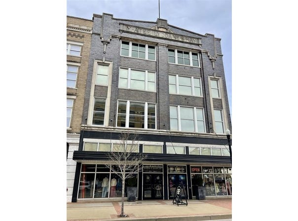 121 E 2nd, Owensboro, KY 42303