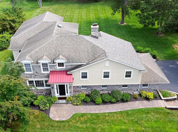 26 CARRIAGE DRIVE, MEDIA, PA 19063