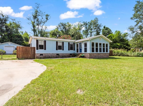 10 Ruby Street, Gloverville, SC 29828