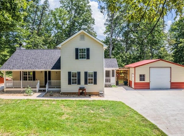 1896 Duffy Grizzle Road, Dahlonega, GA 30533