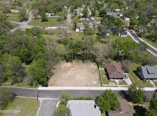 601 E Hill Street, Joplin, MO 64801