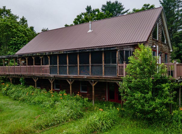 25 Gopher Park Road, Manchester, ME 04351