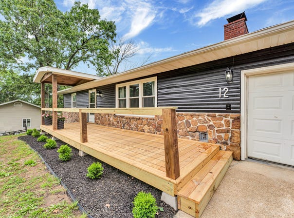 12 Pine Lane, Kimberling City, MO 65686