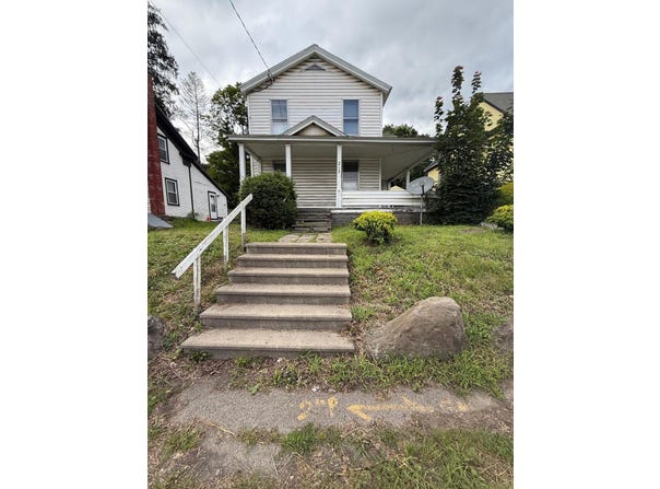 215 E Front Street, Hancock, NY 13783