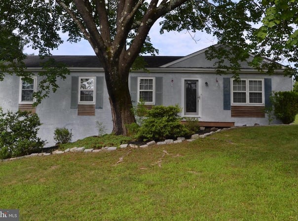 1306 MURDOCK DR, WEST CHESTER, PA 19380