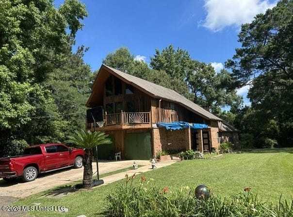 909 Pershing Street, McComb, MS 39648