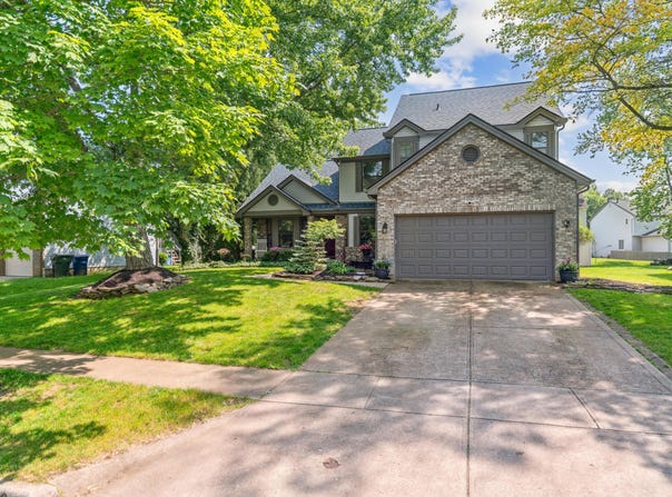 7557 Creekbend Drive, Pickerington, OH 43147