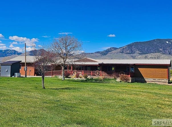 16 Coiner Road, Salmon, ID 83467