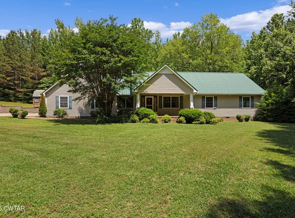 170 Maple Wood Drive, Camden, TN 38320