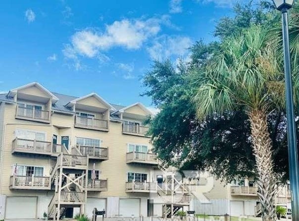4 Yacht Club Drive, Daphne, AL 36526
