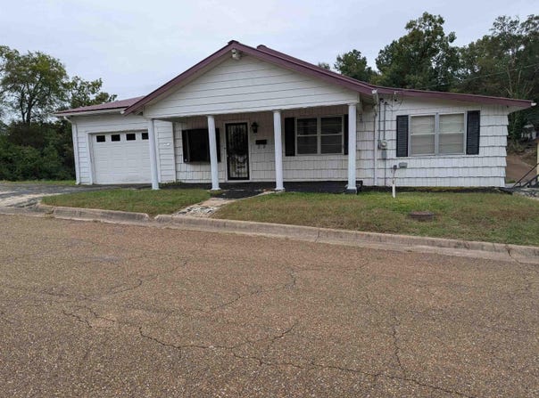 141 Hildreth, Camden, AR 71701