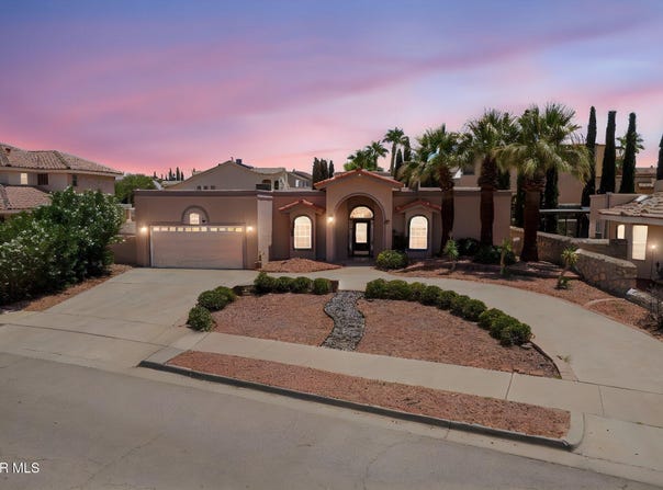1232 Whirlaway Dr, El Paso, TX 79936